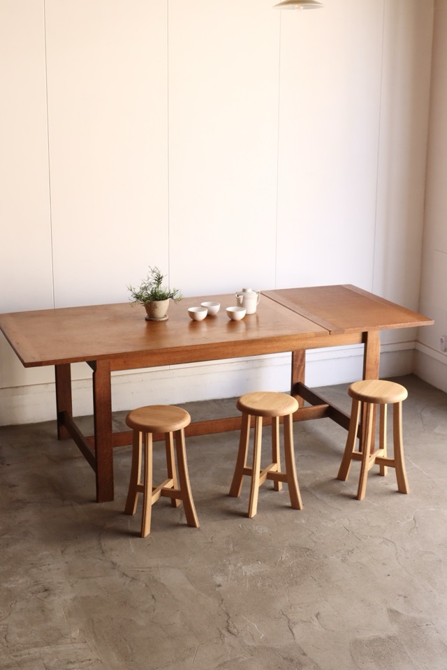 バタフライテーブル