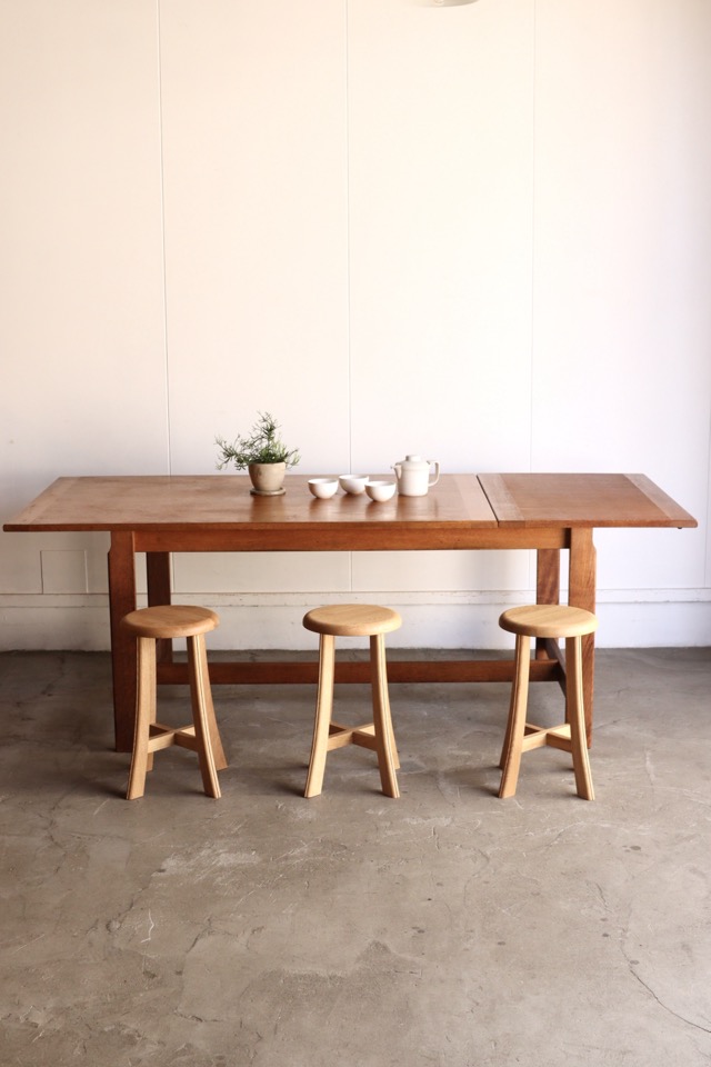 バタフライテーブル