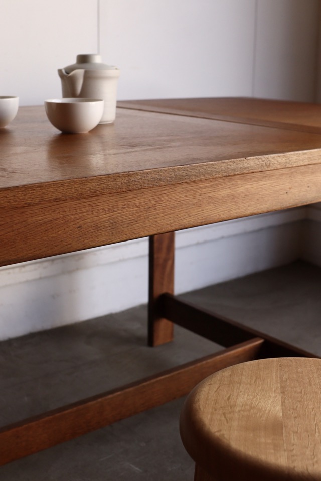 バタフライテーブル