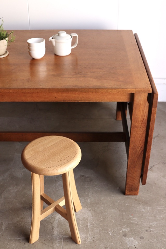 バタフライテーブル