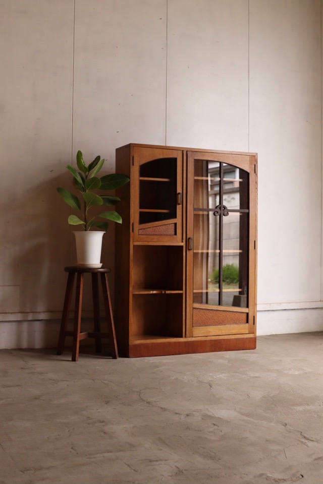 ガラス戸棚 | 全ての商品 - 古家具古道具 そうすけ