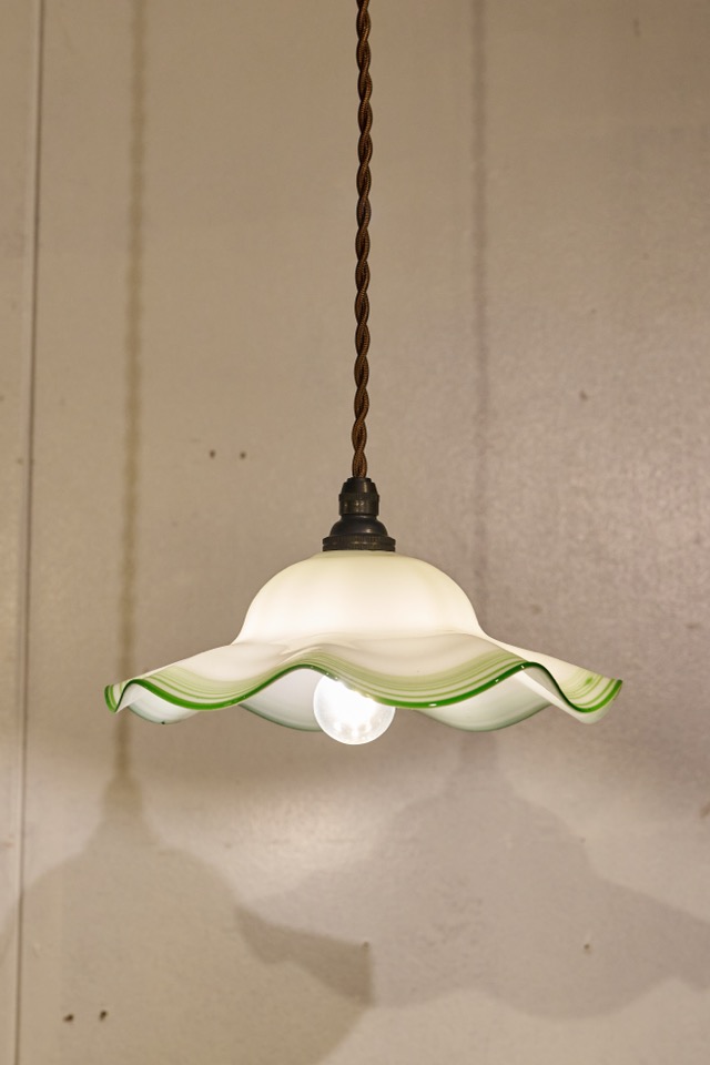 照明　【グリーンフリルA】