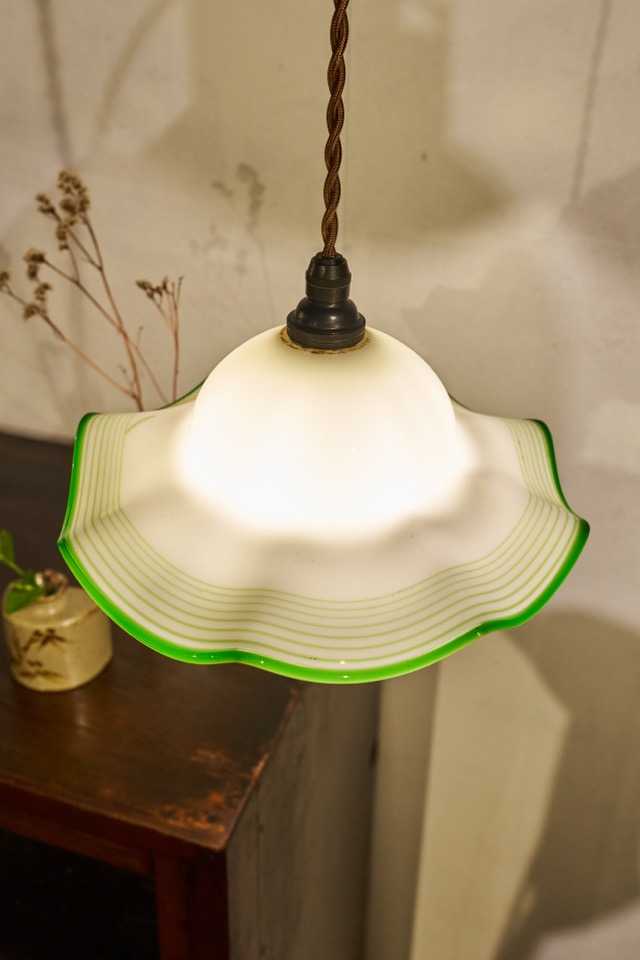 照明　【グリーンフリルB】