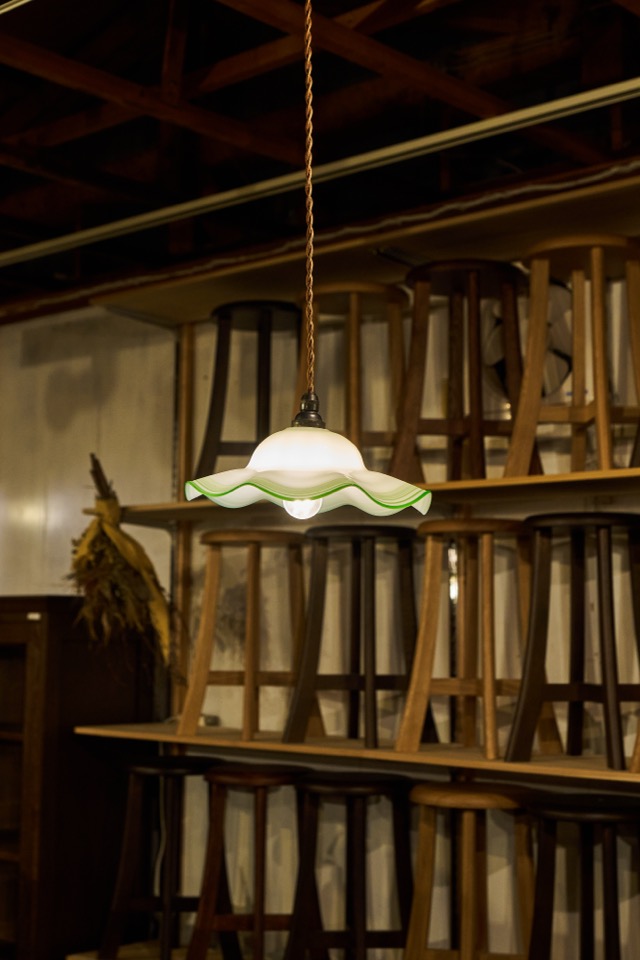 照明　【グリーンフリルB】