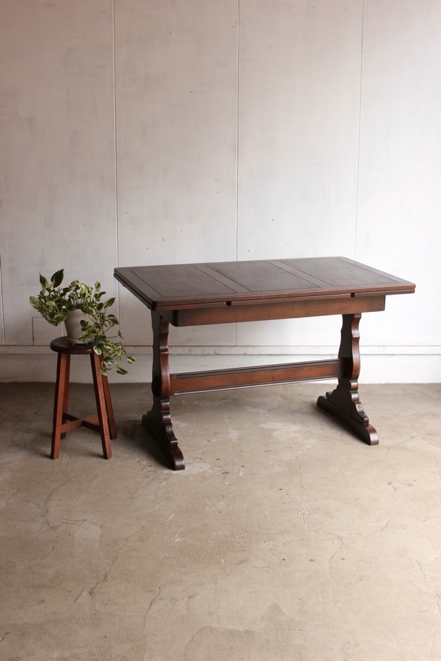 エクステンションテーブル