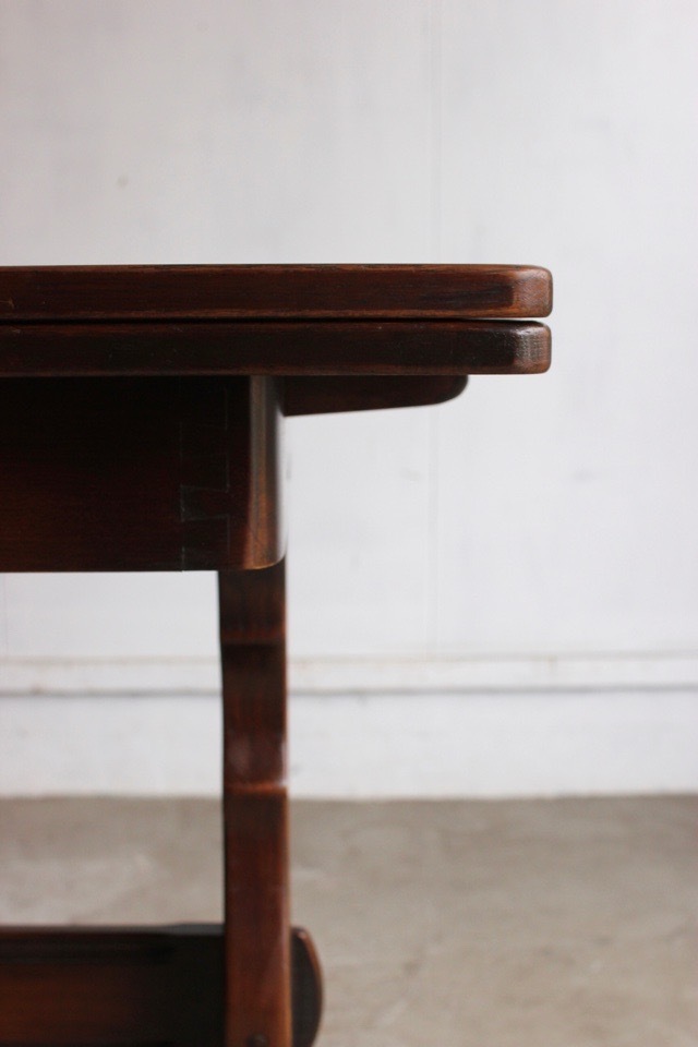 エクステンションテーブル