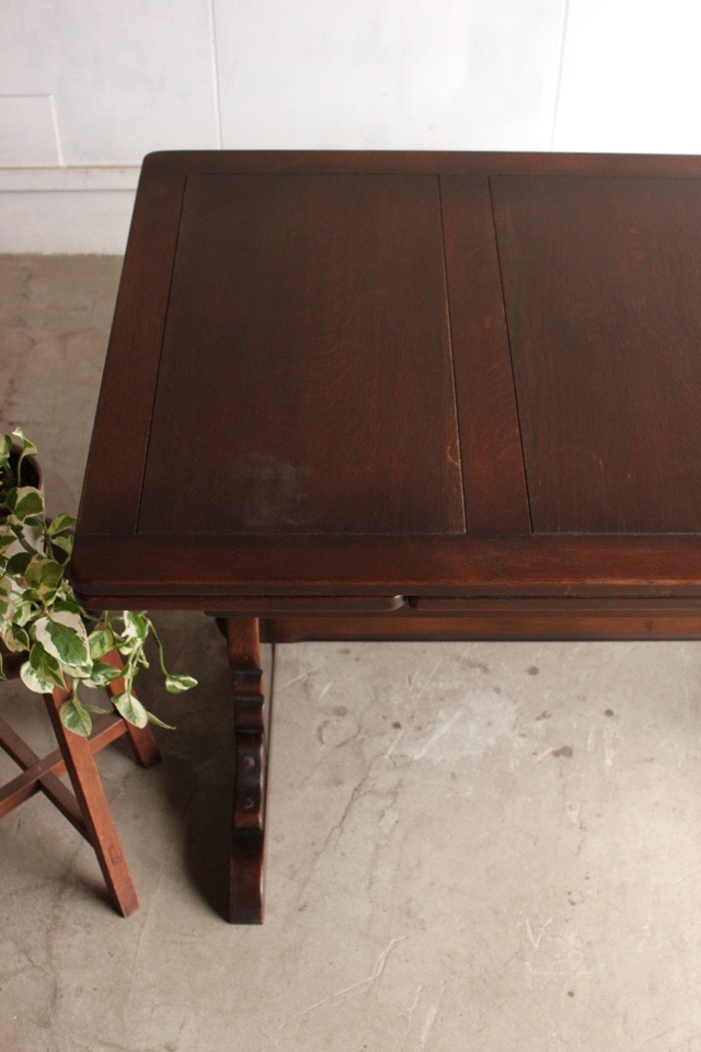 エクステンションテーブル