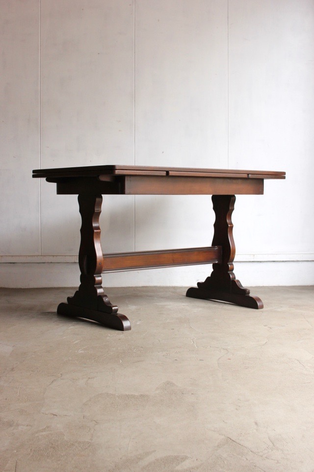 エクステンションテーブル