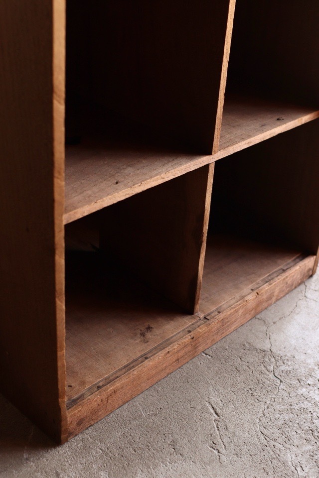 アンティーク 古い枡棚 古家具 引き出し 棚　収納棚 ディスプレイ 8枡の棚 | 全ての商品 - 古家具古道具 そうすけ
