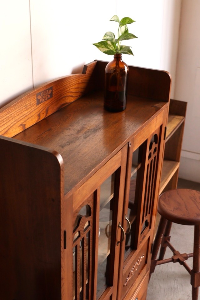 ガラス戸棚 | 全ての商品 - 古家具古道具 そうすけ