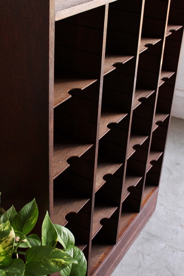 アンティーク 古い枡棚 古家具 引き出し 棚　収納棚 ディスプレイ 楽天市場】アンティーク棚の通販