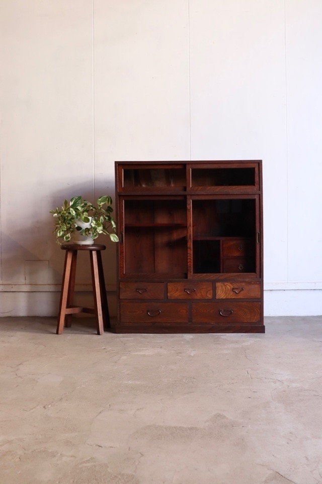 ガラス引戸棚 | 全ての商品 - 古家具古道具 そうすけ