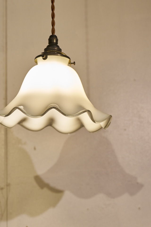 照明　【クリアフリルB】