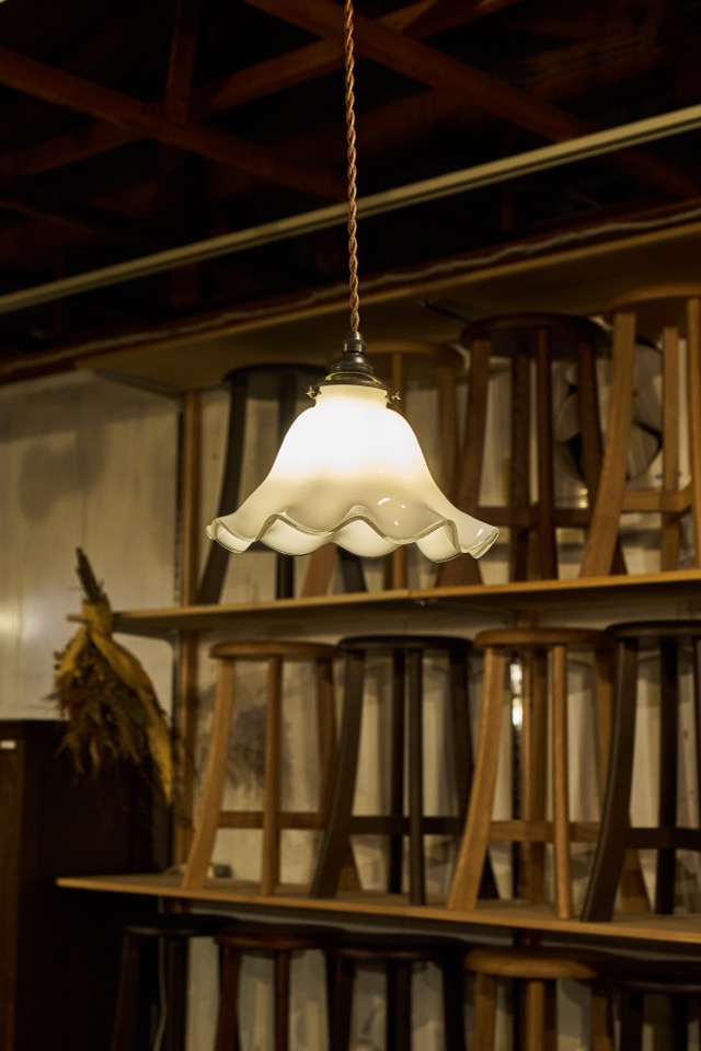 照明　【クリアフリルB】