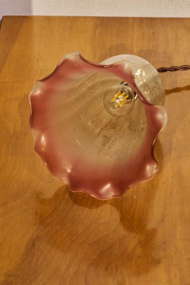 照明　【ピンクフリル】