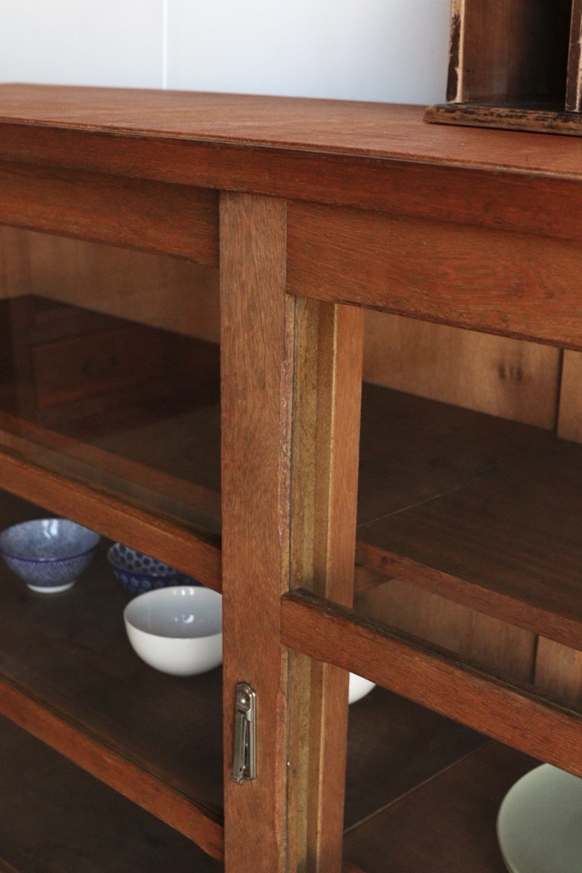 ガラス引戸棚 | 全ての商品 - 古家具古道具 そうすけ
