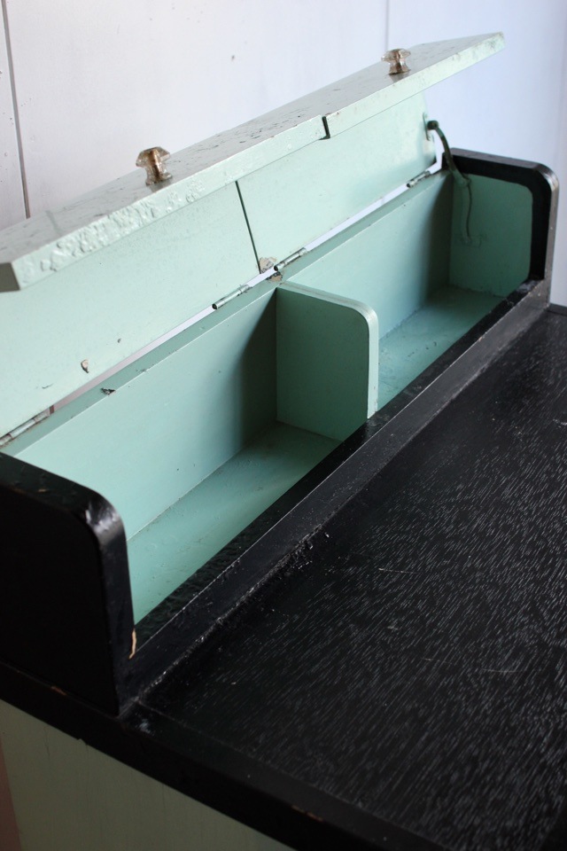 歯医者さんのキャビネット