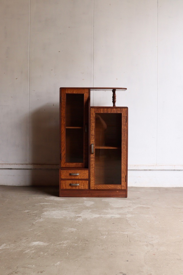 収納棚 本棚 飾り棚 ガラス戸 杉材 栓材 アンティーク家具 古家具