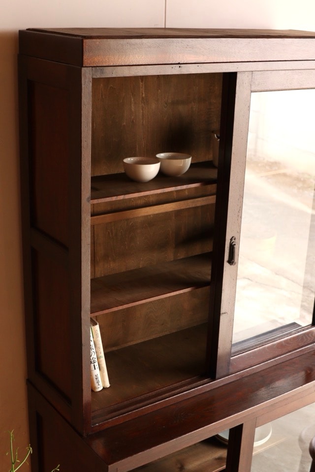 日本の古家具 ゆらガラス 戸棚 飾り棚 コレクションケース 本棚 古道具