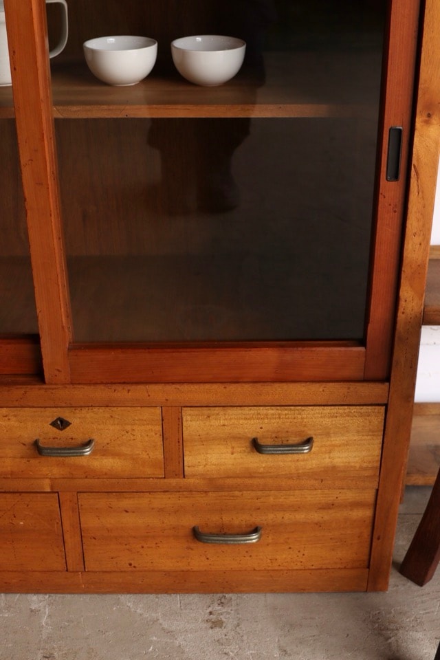 ガラス引戸棚 | 全ての商品 - 古家具古道具 そうすけ