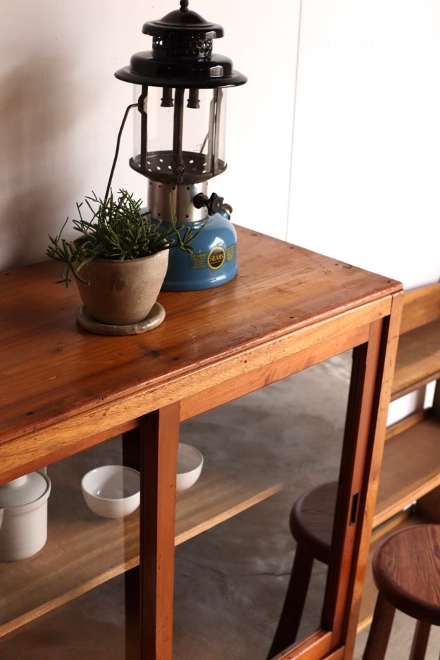 ガラス引戸棚 | 全ての商品 - 古家具古道具 そうすけ ガラス引戸棚 | 全ての商品 - 古家具古道具 そうすけ