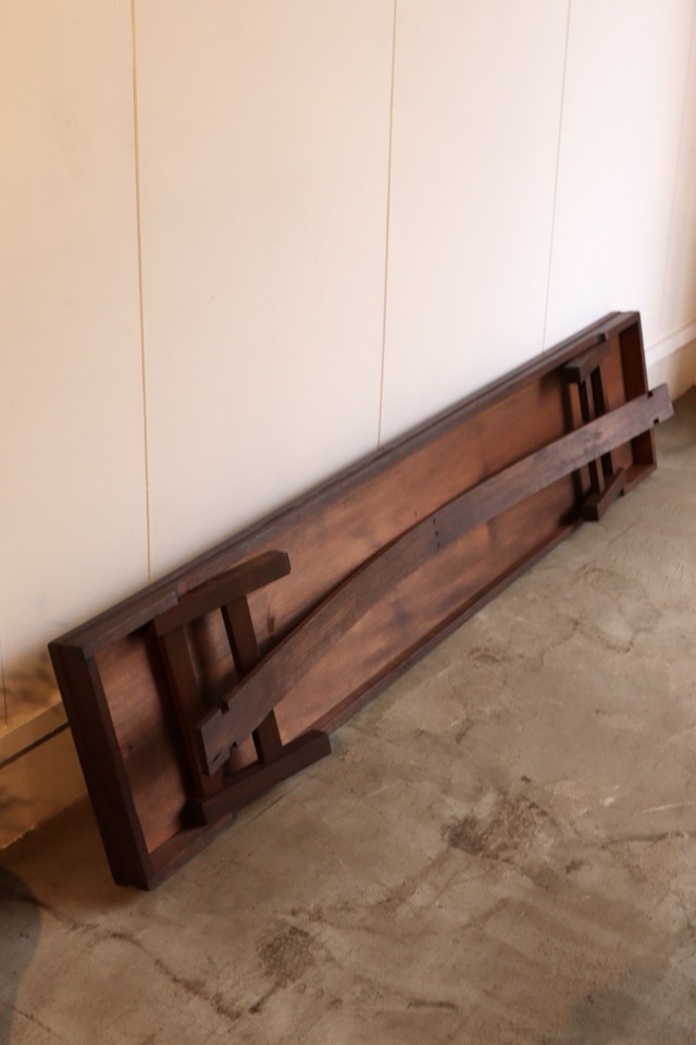 折りたたみ式長机