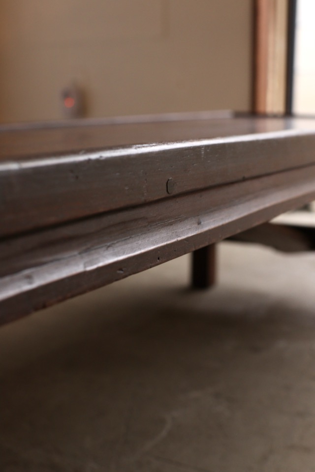 折りたたみ式長机