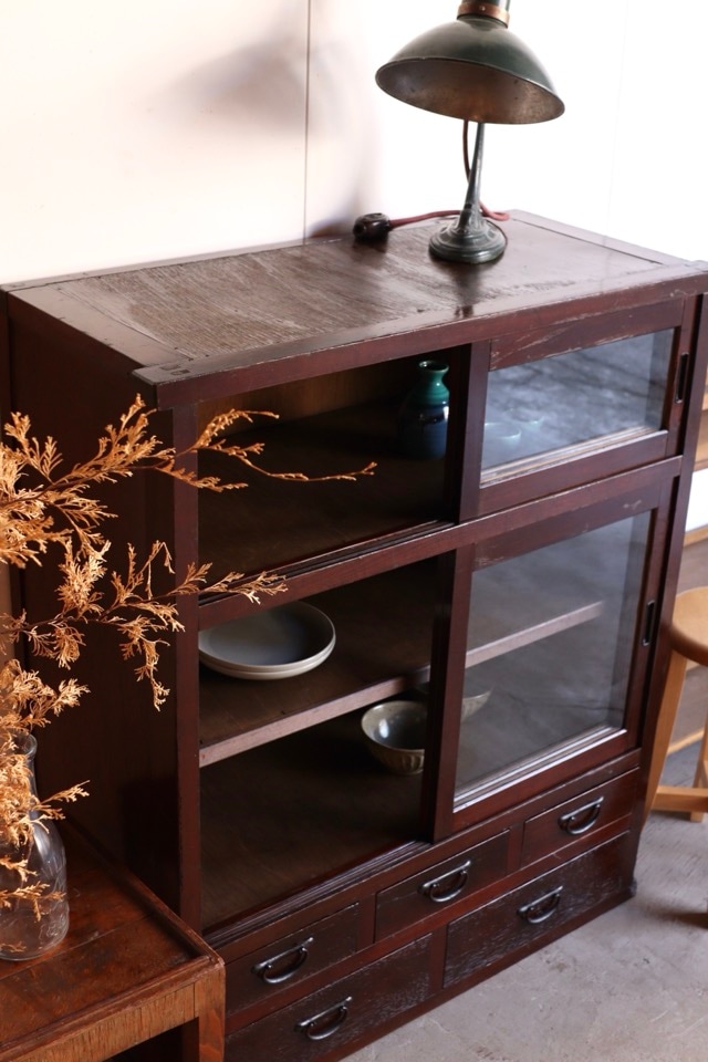 ガラス引戸棚 | 全ての商品 - 古家具古道具 そうすけ
