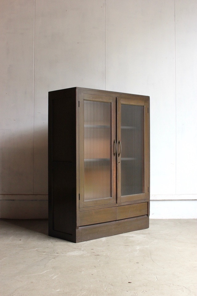 モールガラスの戸棚 | 全ての商品 - 古家具古道具 そうすけ