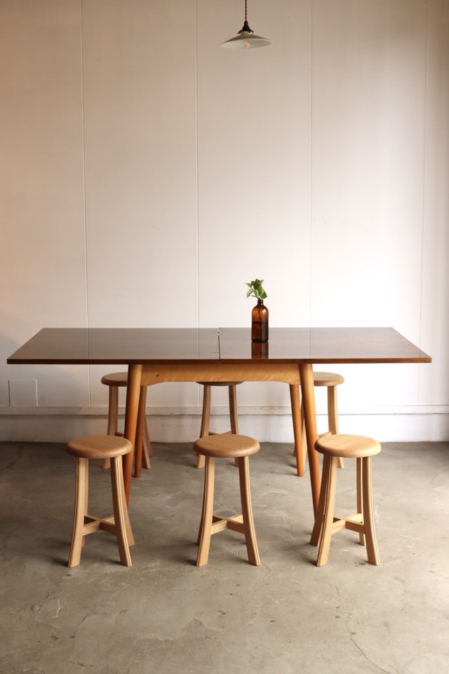 バタフライテーブル