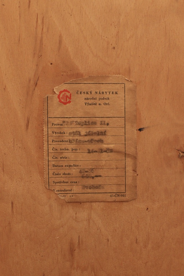 バタフライテーブル