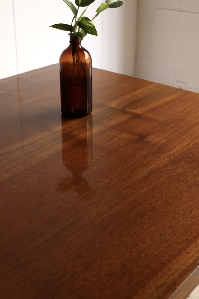 バタフライテーブル