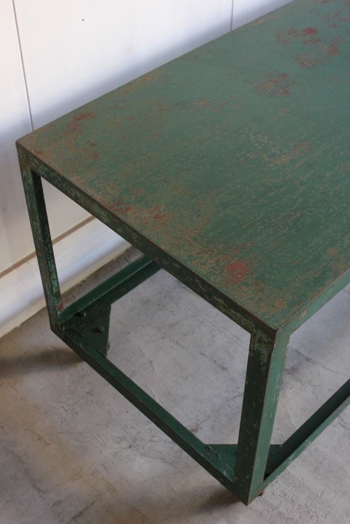 アイアンの作業台 | 全ての商品 - 古家具古道具 そうすけ