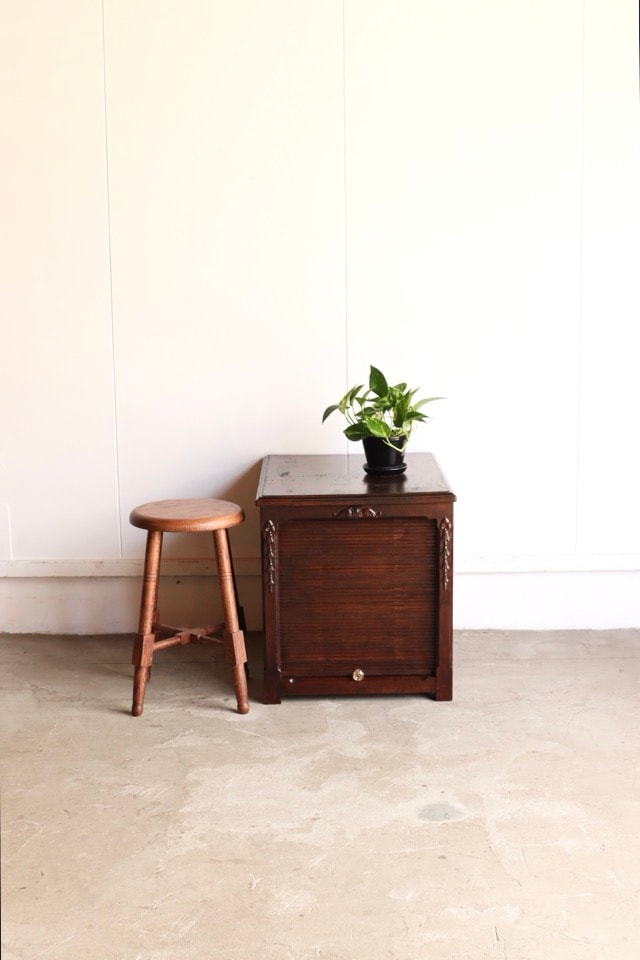 蛇腹戸の引出し