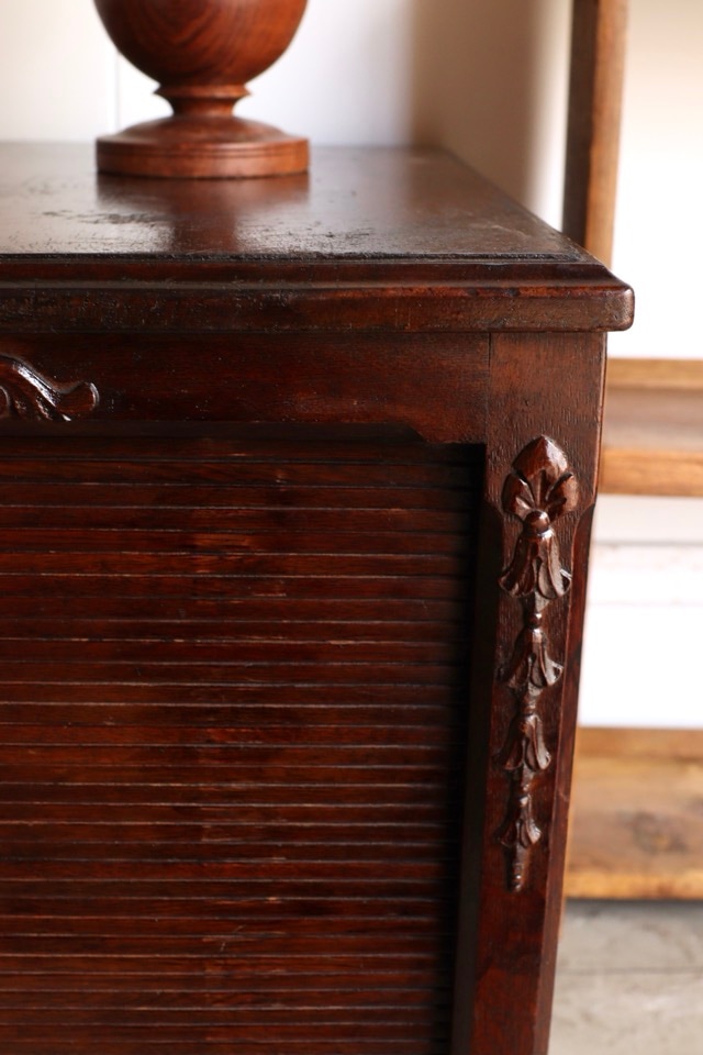 蛇腹戸の引出し