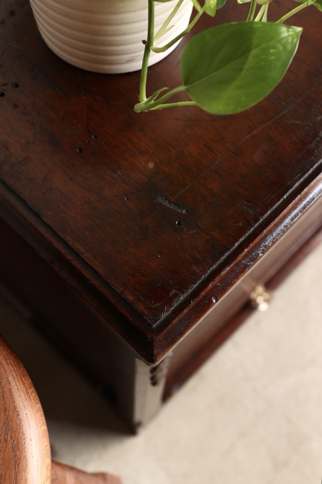 蛇腹戸の引出し