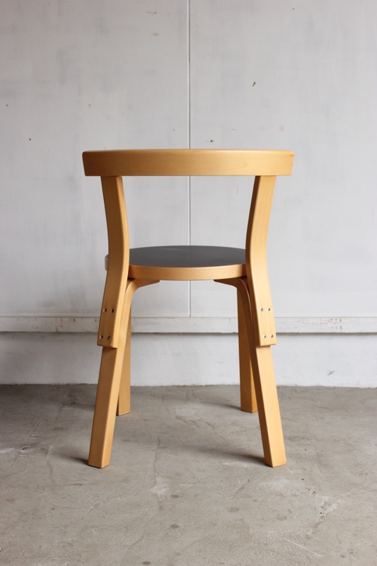 アルヴァ･アアルトチェア No.68