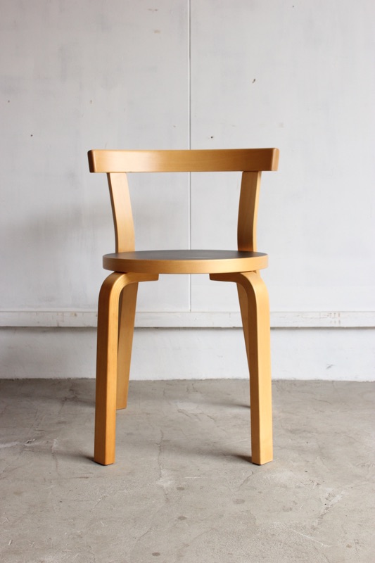 アルヴァ･アアルトチェア No.68