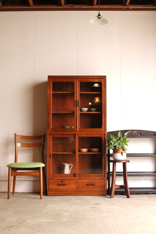 ガラス戸棚 | 全ての商品 - 古家具古道具 そうすけ