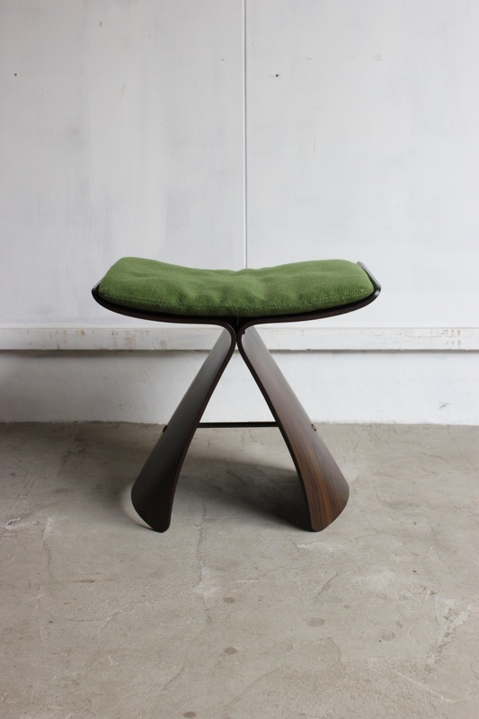 天童木工バタフライスツール