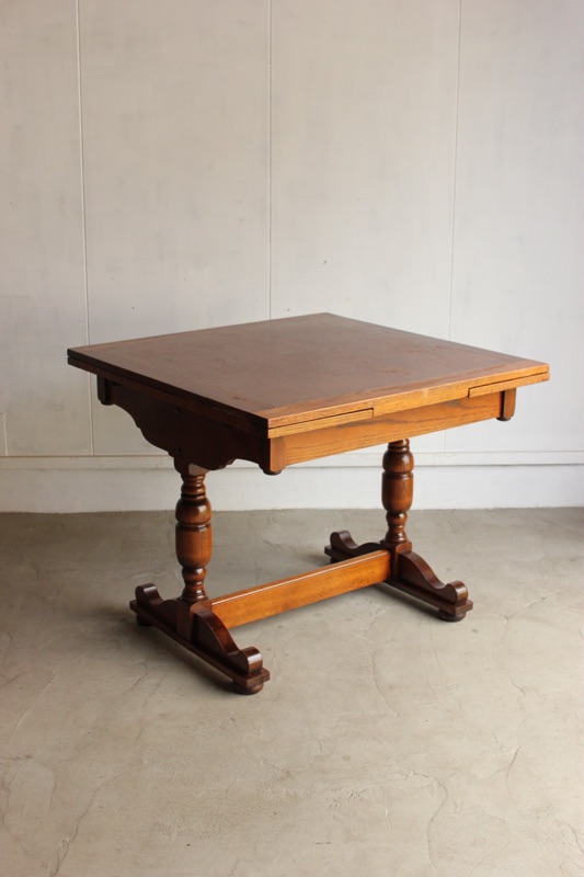 エクステンションテーブル