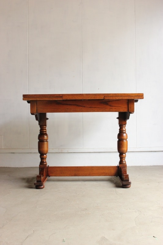 エクステンションテーブル