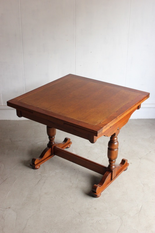 エクステンションテーブル