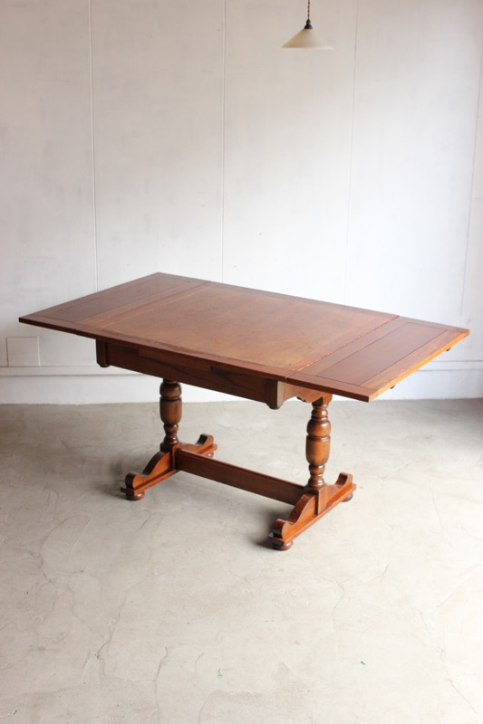 エクステンションテーブル