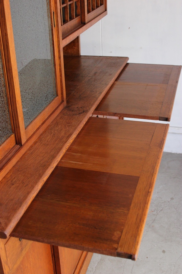 木棚　食器棚　収納棚　古家具　古道具　アンティーク 古いガラス棚 食器棚 収納棚 木製 昭和初期 収納 古道具