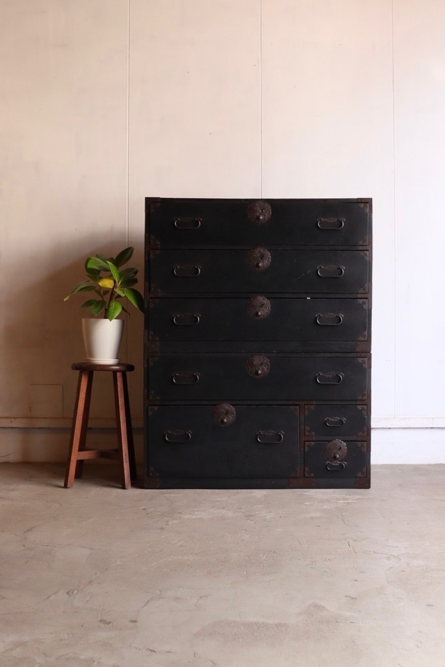 打ち出し金具時代庄内箪笥扉付き時代箪笥時代家具古家具古タンス