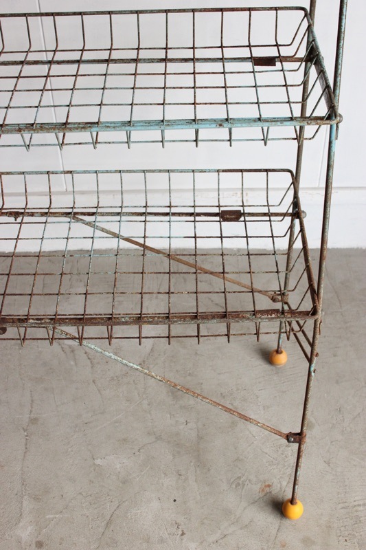 ワイヤーラック