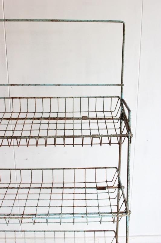 ワイヤーラック