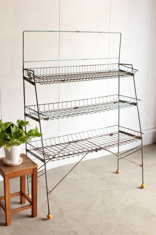 ワイヤーラック