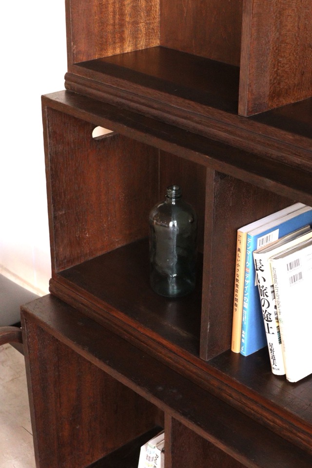 スタッキング棚